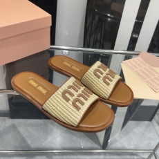 Louis Vuitton Slippers